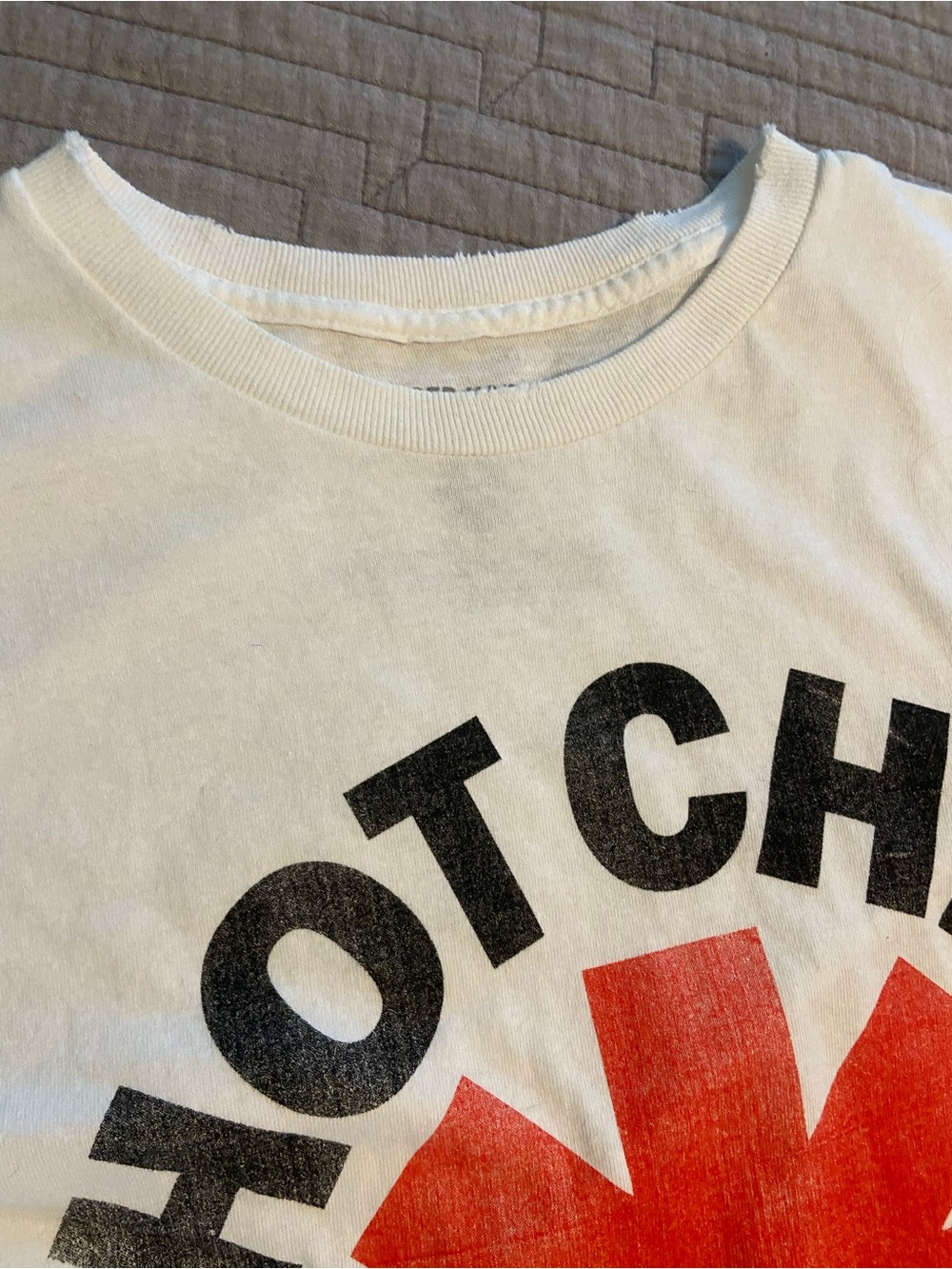 Graphic Tee - White - Picture 5 of 6